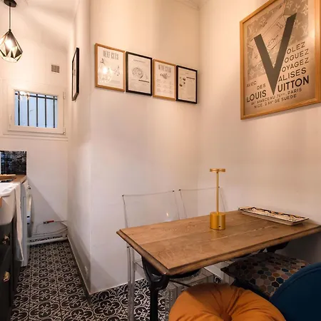 Typical Flat Eiffel Tower 4 Guests Apartment Paris